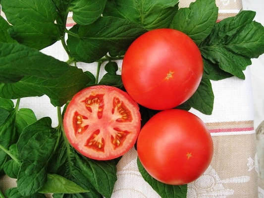 Толстые помидоры. Описание сорта, фото, отзывы